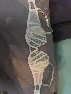 Victoria's Secret White & Green Floral Embroidered Balconette Bra